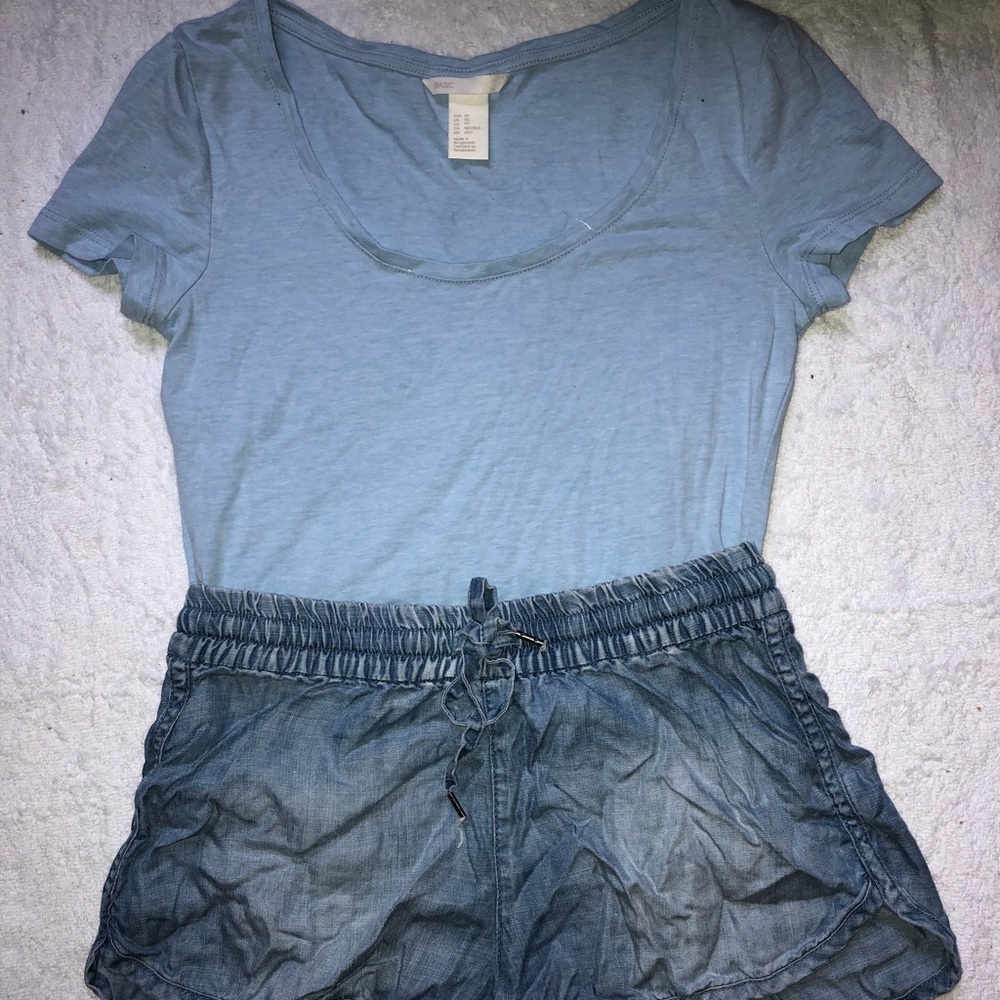 Two piece set Summers pick entire outfit for sale